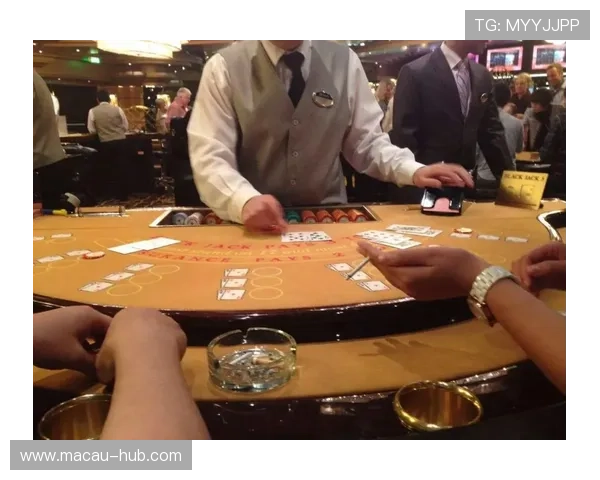 澳门6张赌牌由谁持有最新信息汇总及相关法律法规解读